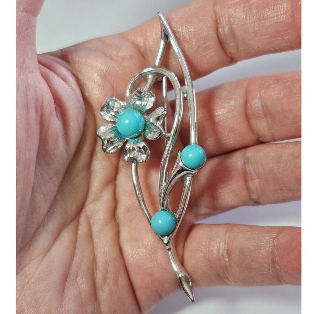 Vintage Sarah Coventry floral brooch